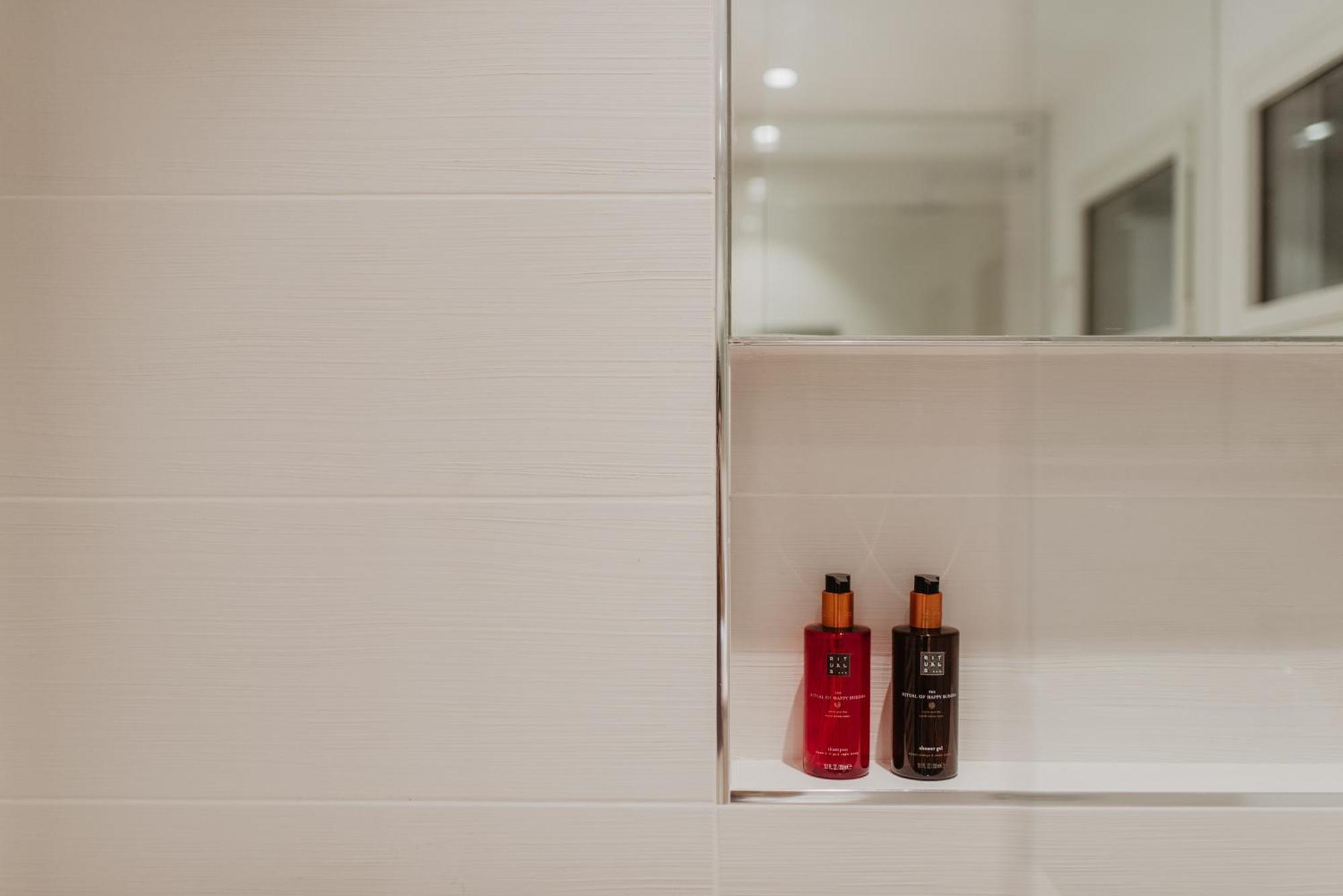 Petit Luxe Volta Apartaments Terrassa Luaran gambar